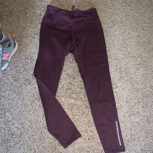 leggings. lined. old navy athletic brand. size med